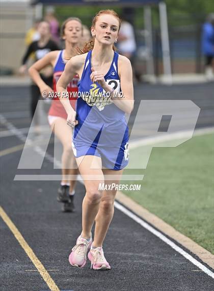 Thumbnail 1 in IHSAA Delta Sectionals (800 Meter)  photogallery.