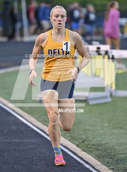 Thumbnail 1 in IHSAA Delta Sectionals (800 Meter)  photogallery.
