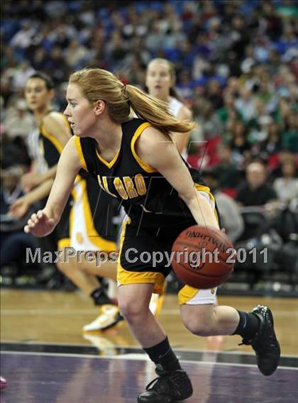 Thumbnail 2 in St. Mary's vs. Del Oro (CIF NorCal D2 Regional Final) photogallery.