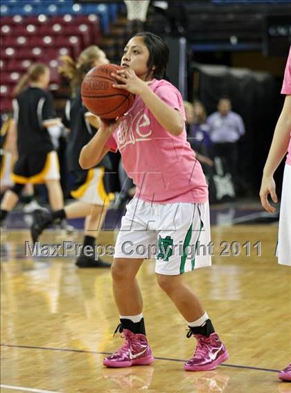 Thumbnail 2 in St. Mary's vs. Del Oro (CIF NorCal D2 Regional Final) photogallery.