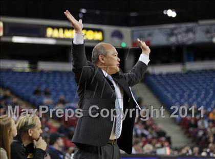 Thumbnail 3 in St. Mary's vs. Del Oro (CIF NorCal D2 Regional Final) photogallery.