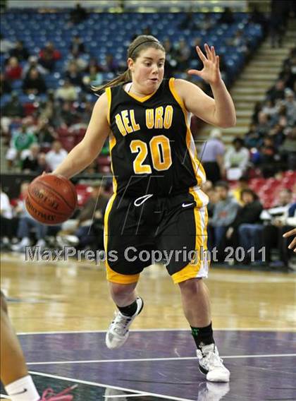 Thumbnail 1 in St. Mary's vs. Del Oro (CIF NorCal D2 Regional Final) photogallery.