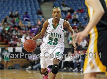 Thumbnail 2 in St. Mary's vs. Del Oro (CIF NorCal D2 Regional Final) photogallery.