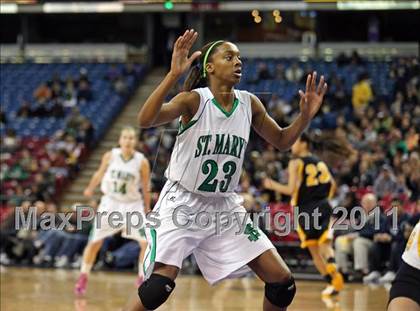Thumbnail 1 in St. Mary's vs. Del Oro (CIF NorCal D2 Regional Final) photogallery.