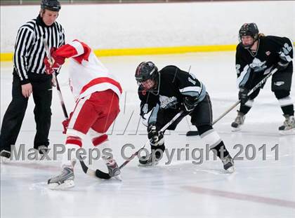 Thumbnail 2 in Benilde-St. Margaret's vs Sun Prairie Co-op (Schwan Cup) photogallery.