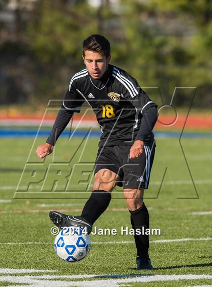 Thumbnail 3 in Shenendehowa vs. Commack (NYSPHSAA Class AA Semifinal) photogallery.