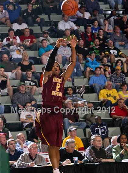 Thumbnail 2 in Christian Brothers Academy vs. Mt. Vernon (NYSPHSAA Class AA Semifinal) photogallery.