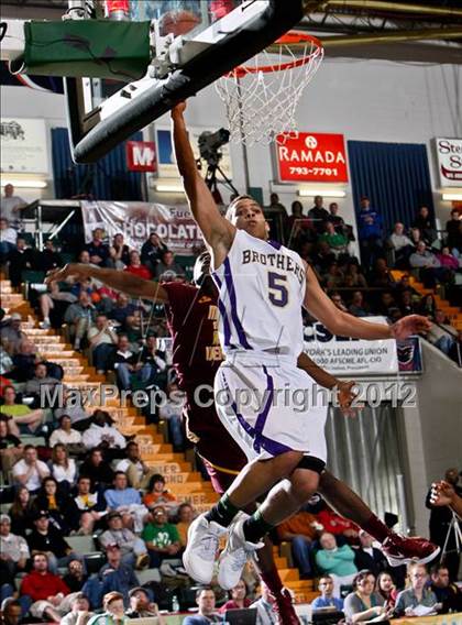 Thumbnail 2 in Christian Brothers Academy vs. Mt. Vernon (NYSPHSAA Class AA Semifinal) photogallery.