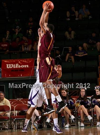 Thumbnail 2 in Christian Brothers Academy vs. Mt. Vernon (NYSPHSAA Class AA Semifinal) photogallery.