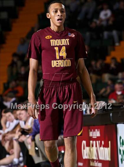 Thumbnail 3 in Christian Brothers Academy vs. Mt. Vernon (NYSPHSAA Class AA Semifinal) photogallery.