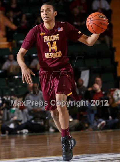 Thumbnail 3 in Christian Brothers Academy vs. Mt. Vernon (NYSPHSAA Class AA Semifinal) photogallery.