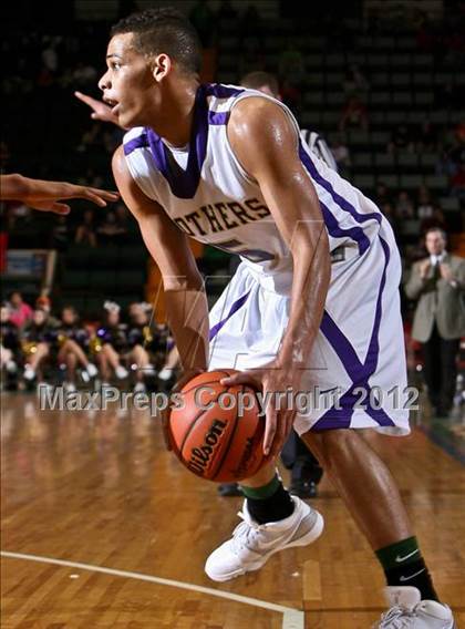 Thumbnail 2 in Christian Brothers Academy vs. Mt. Vernon (NYSPHSAA Class AA Semifinal) photogallery.