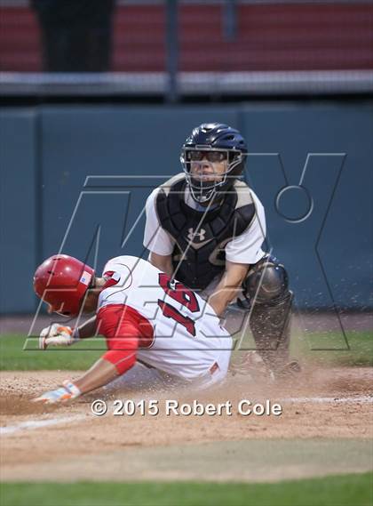 Thumbnail 3 in Archbishop Molloy vs. Monsignor McClancy (CHSAA Class AA Game 1)  photogallery.
