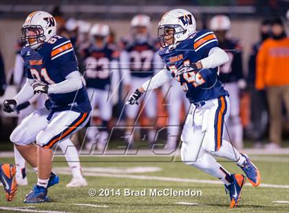 Thumbnail 2 in Wakeland vs McKinney North (UIL 5A Division 1 Region 2 Bi-District Playoff) photogallery.