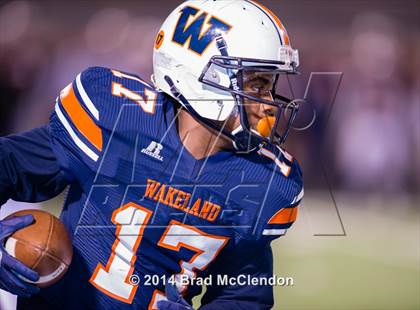 Thumbnail 1 in Wakeland vs McKinney North (UIL 5A Division 1 Region 2 Bi-District Playoff) photogallery.