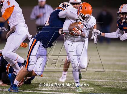 Thumbnail 3 in Wakeland vs McKinney North (UIL 5A Division 1 Region 2 Bi-District Playoff) photogallery.