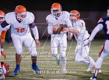 Thumbnail 3 in Wakeland vs McKinney North (UIL 5A Division 1 Region 2 Bi-District Playoff) photogallery.