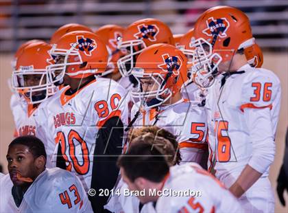 Thumbnail 2 in Wakeland vs McKinney North (UIL 5A Division 1 Region 2 Bi-District Playoff) photogallery.