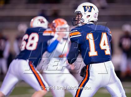 Thumbnail 1 in Wakeland vs McKinney North (UIL 5A Division 1 Region 2 Bi-District Playoff) photogallery.