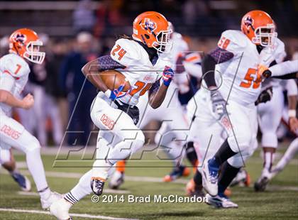 Thumbnail 3 in Wakeland vs McKinney North (UIL 5A Division 1 Region 2 Bi-District Playoff) photogallery.
