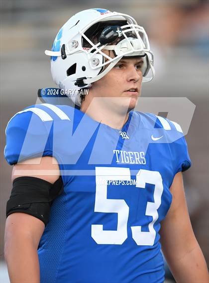 Thumbnail 2 in Walker Valley vs. Ringgold (Scrimmage) photogallery.