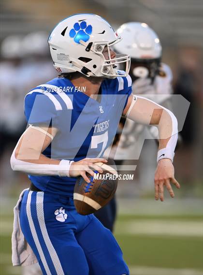 Thumbnail 3 in Walker Valley vs. Ringgold (Scrimmage) photogallery.