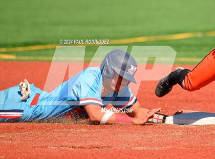 Thumbnail 3 in Huntington Beach vs Maranatha (Boras Classic South) photogallery.