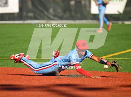 Thumbnail 3 in Huntington Beach vs Maranatha (Boras Classic South) photogallery.