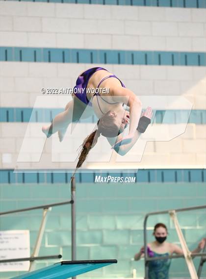 Thumbnail 1 in NCHSAA 3A State Diving Championships photogallery.