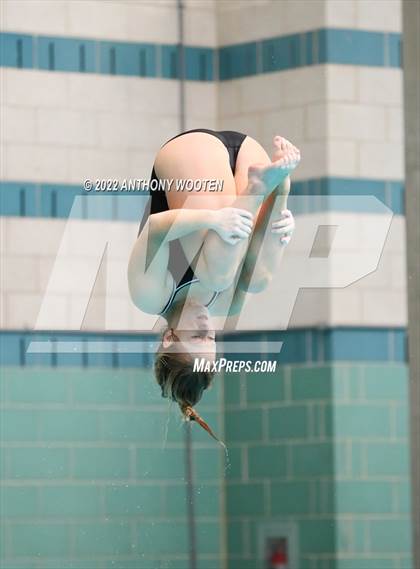 Thumbnail 3 in NCHSAA 3A State Diving Championships photogallery.