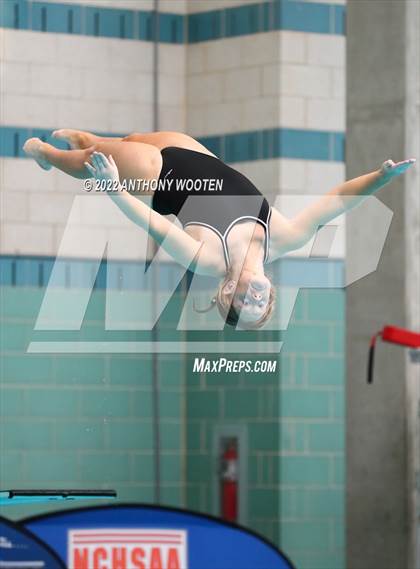 Thumbnail 2 in NCHSAA 3A State Diving Championships photogallery.