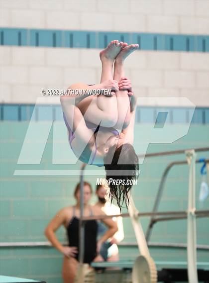 Thumbnail 2 in NCHSAA 3A State Diving Championships photogallery.