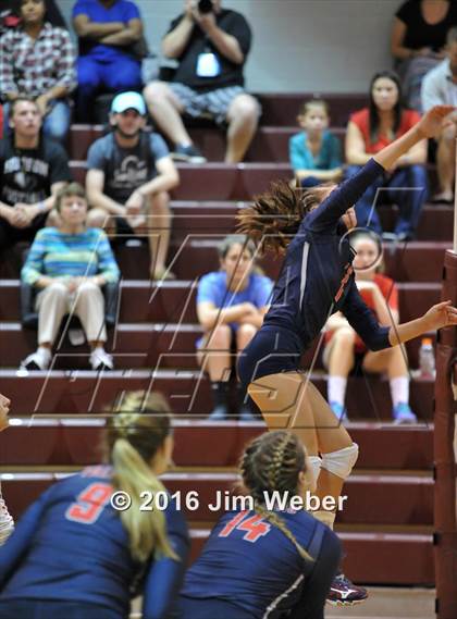 Thumbnail 2 in Fivay @ Wiregrass Ranch photogallery.