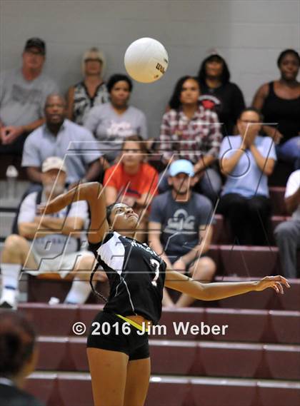 Thumbnail 2 in Fivay @ Wiregrass Ranch photogallery.