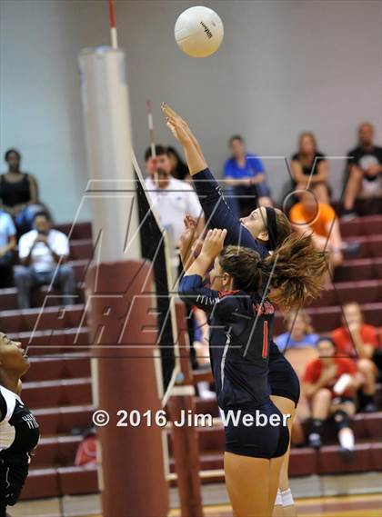 Thumbnail 2 in Fivay @ Wiregrass Ranch photogallery.