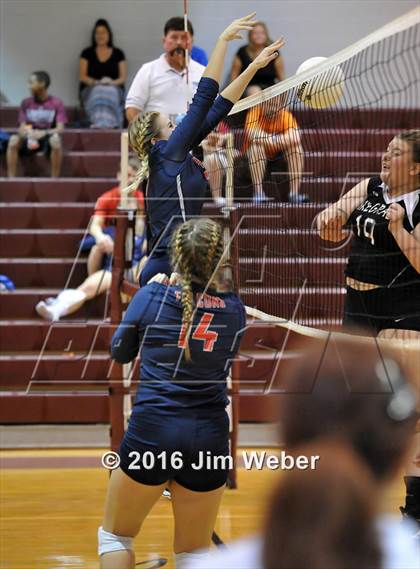 Thumbnail 3 in Fivay @ Wiregrass Ranch photogallery.