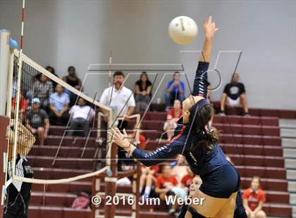 Thumbnail 2 in Fivay @ Wiregrass Ranch photogallery.