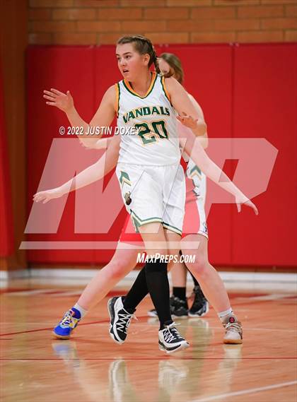 Thumbnail 3 in Tonopah vs. Eureka (WREC Classic) photogallery.