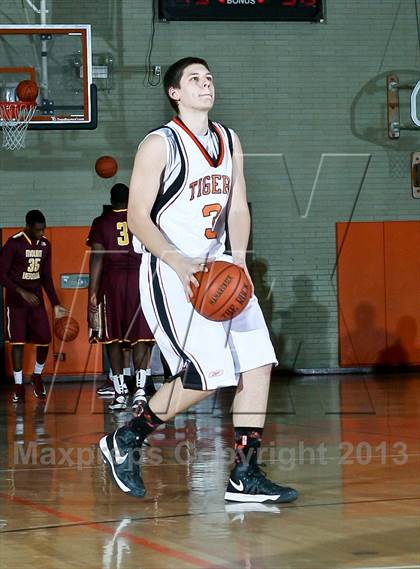 Thumbnail 1 in Mt. Vernon @ Mamaroneck photogallery.