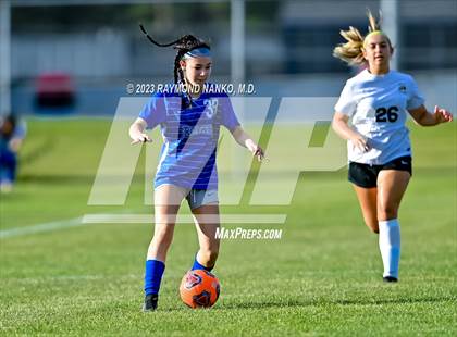 Thumbnail 2 in Avon vs Hamilton Southeastern  photogallery.