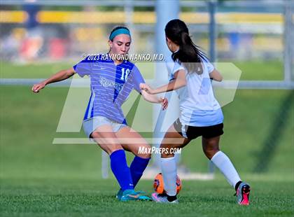 Thumbnail 3 in Avon vs Hamilton Southeastern  photogallery.