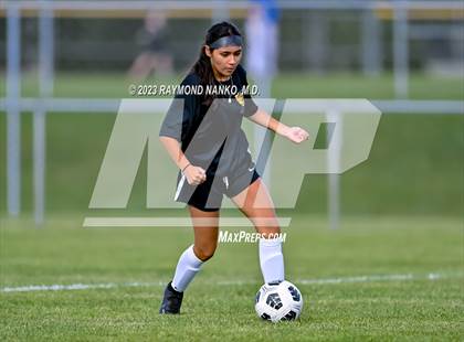 Thumbnail 3 in Avon vs Hamilton Southeastern  photogallery.