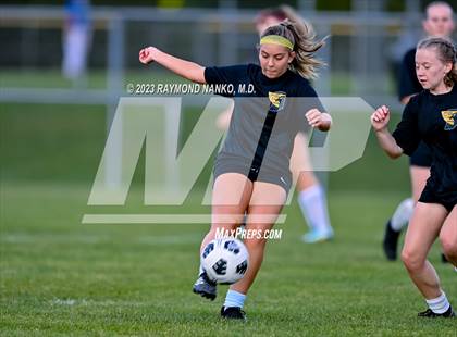 Thumbnail 3 in Avon vs Hamilton Southeastern  photogallery.