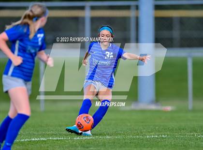 Thumbnail 3 in Avon vs Hamilton Southeastern  photogallery.