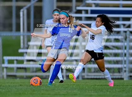 Thumbnail 2 in Avon vs Hamilton Southeastern  photogallery.