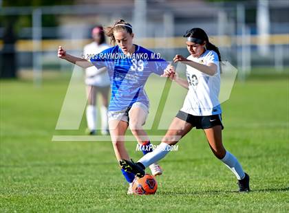 Thumbnail 3 in Avon vs Hamilton Southeastern  photogallery.