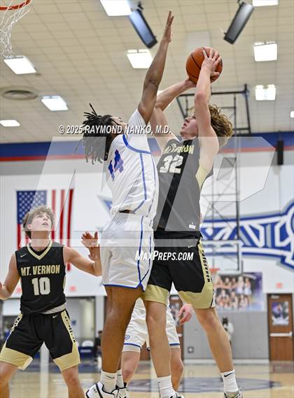 Thumbnail 3 in Mt. Vernon @ Hamilton Southeastern  photogallery.