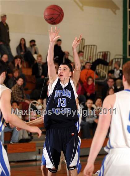 Thumbnail 3 in Putnam Valley vs. Haldane (Putnam Challenge) photogallery.