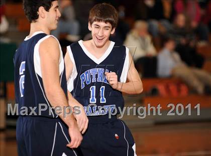 Thumbnail 2 in Putnam Valley vs. Haldane (Putnam Challenge) photogallery.