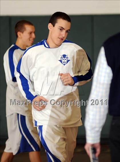 Thumbnail 3 in Putnam Valley vs. Haldane (Putnam Challenge) photogallery.
